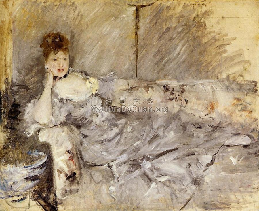 Young Woman in Grey Reclining - 贝尔特·摩里索特